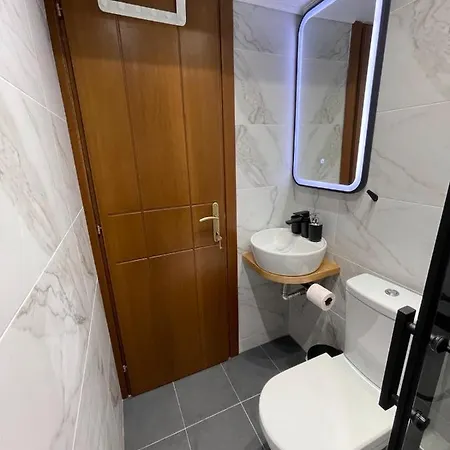 Q Luxury Perea Center Apartmán *