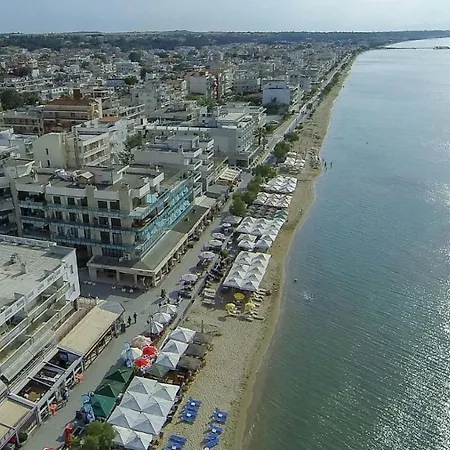 Q Luxury Perea Center Apartment