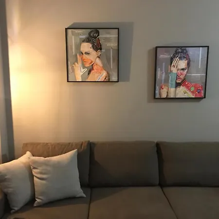 Q Luxury Perea Center * Peraía