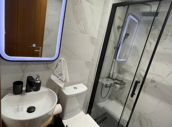 Q Luxury Perea Center דירה *