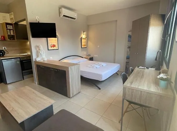 Q Luxury Perea Center *